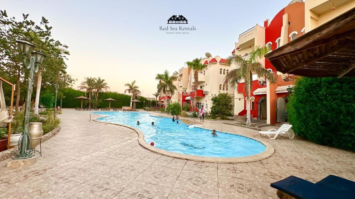 With A Private Roof , Pool , Garden