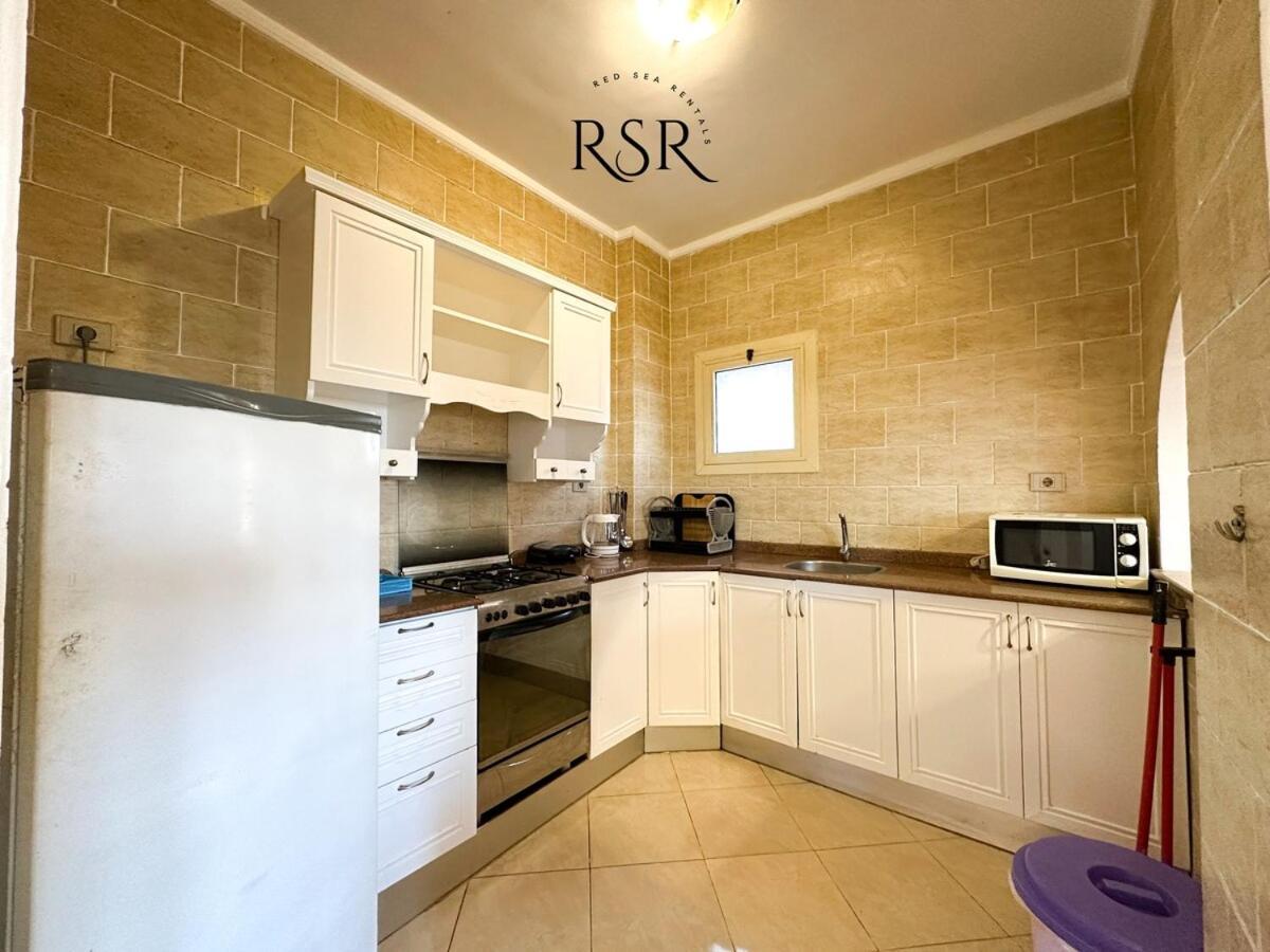 With A Private Roof , Pool , Garden
